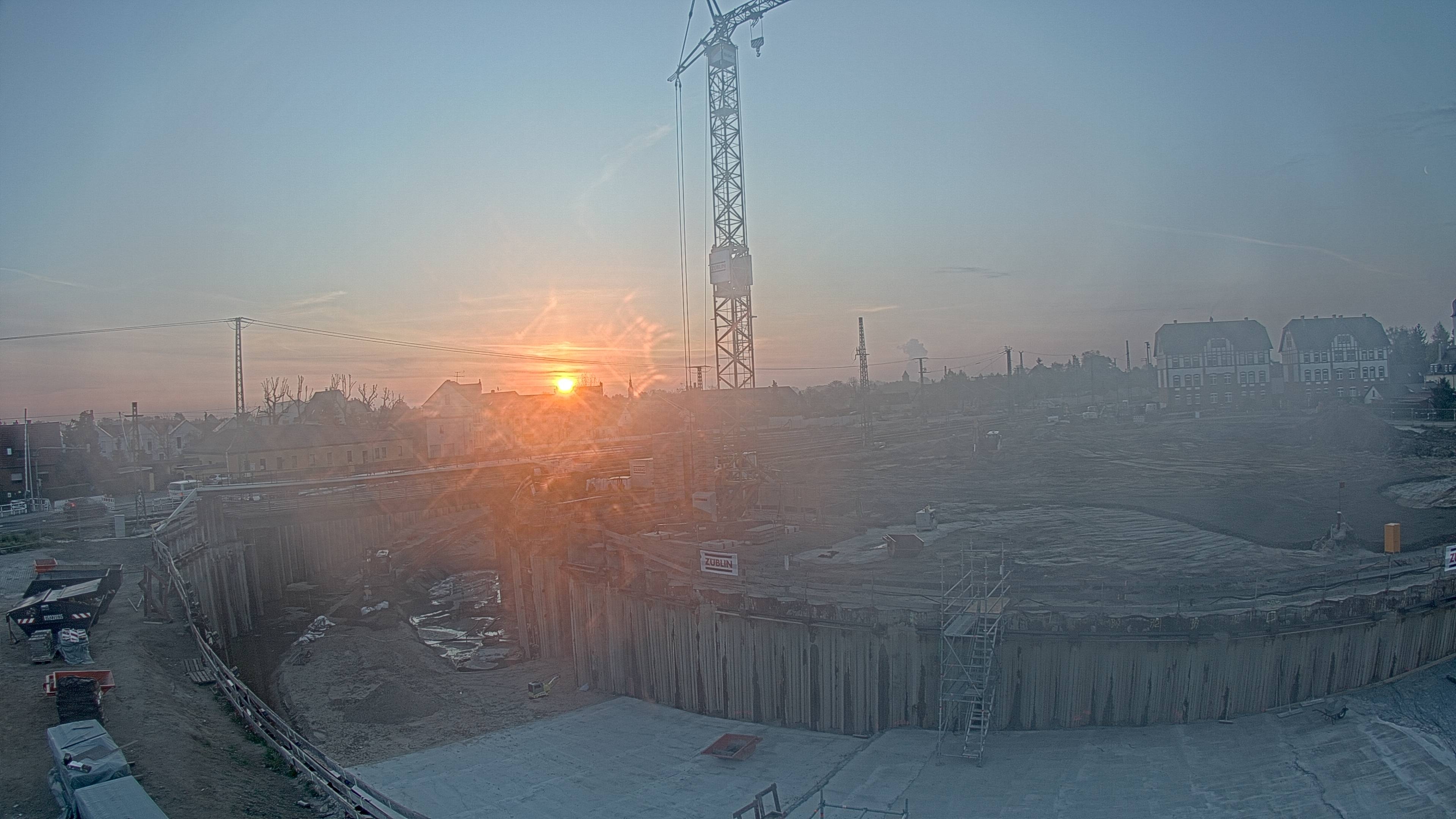 23.04.2025 06:05