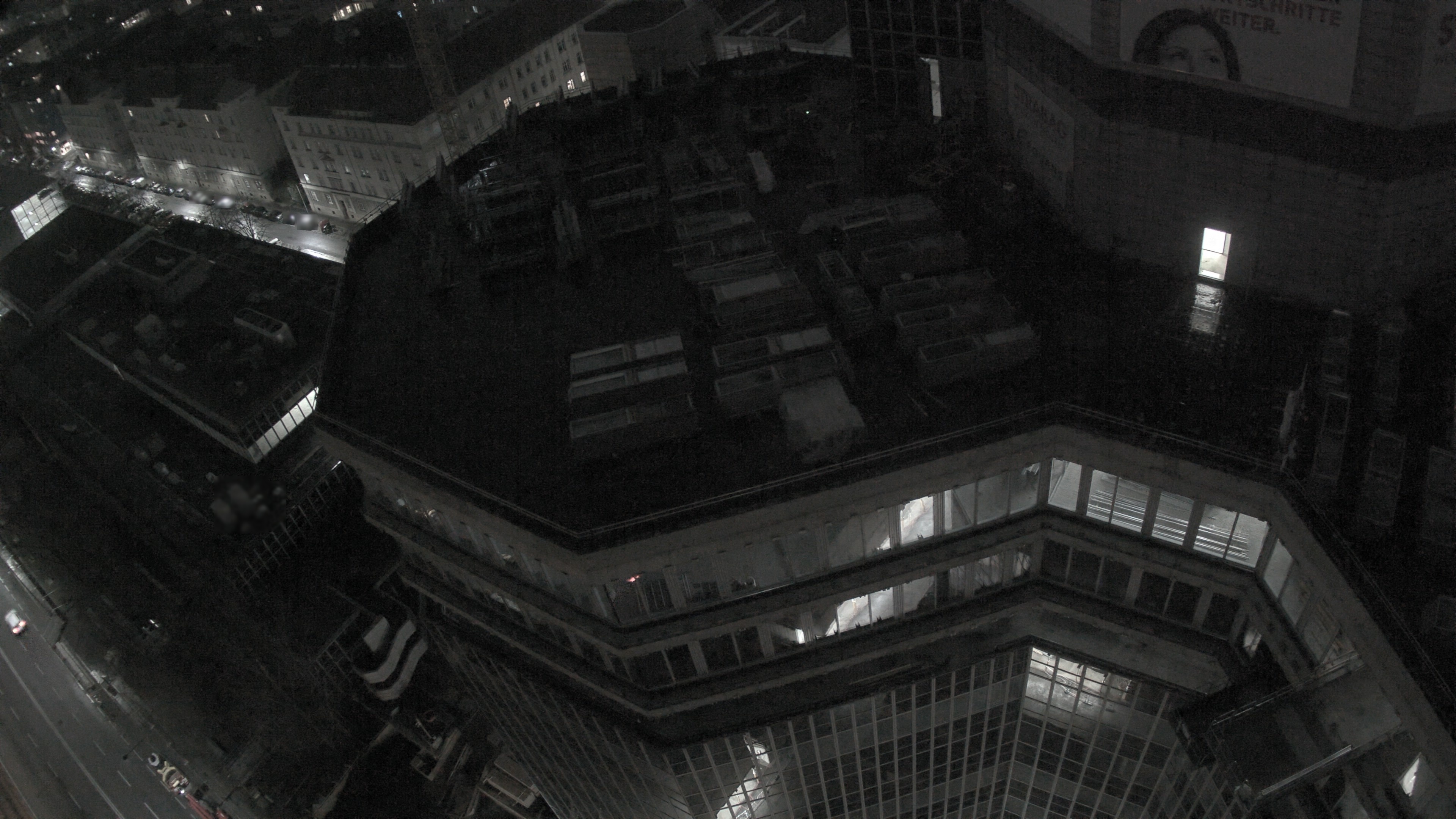 28.03.2025 21:40
