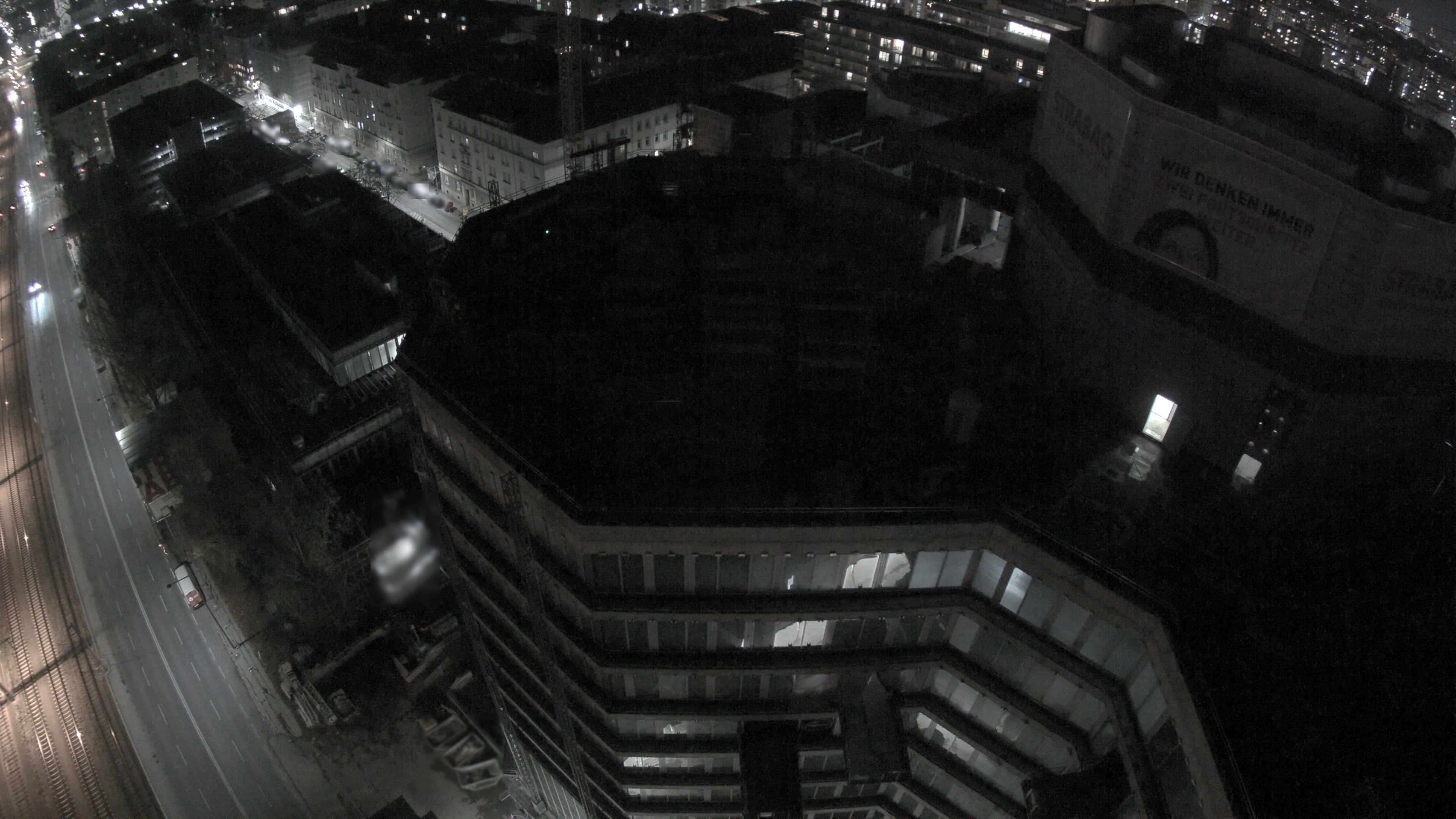10.11.2025 21:15