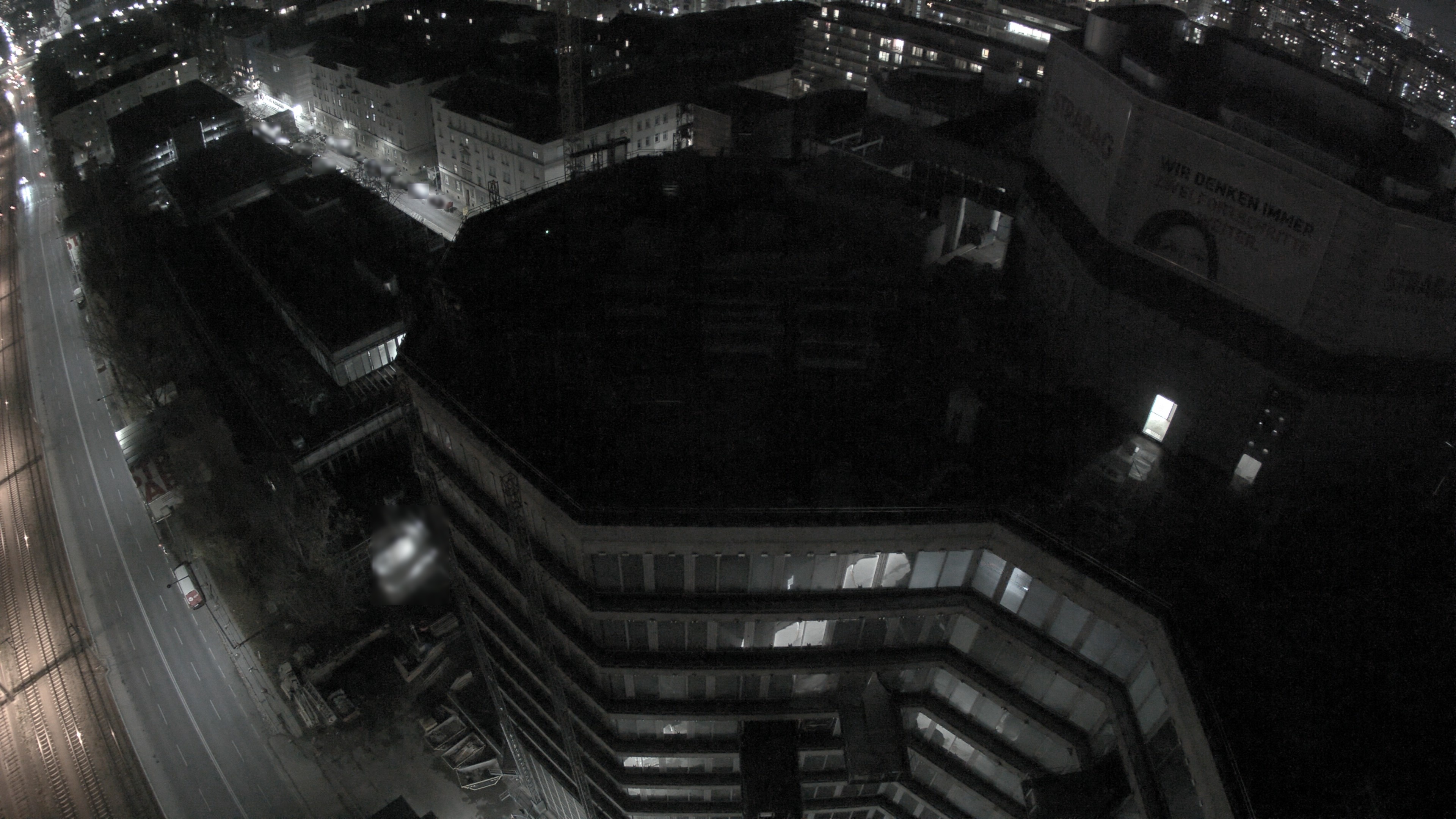 10.11.2025 21:30