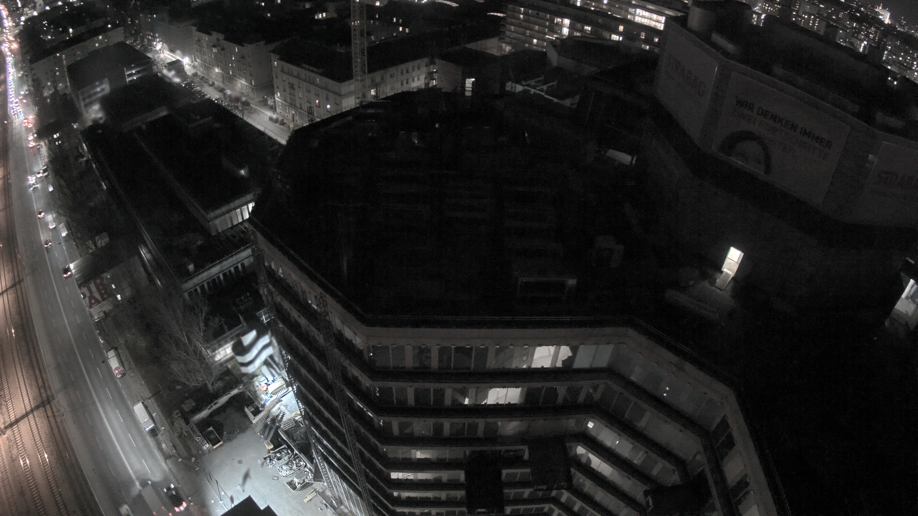 19.11.2025 18:00