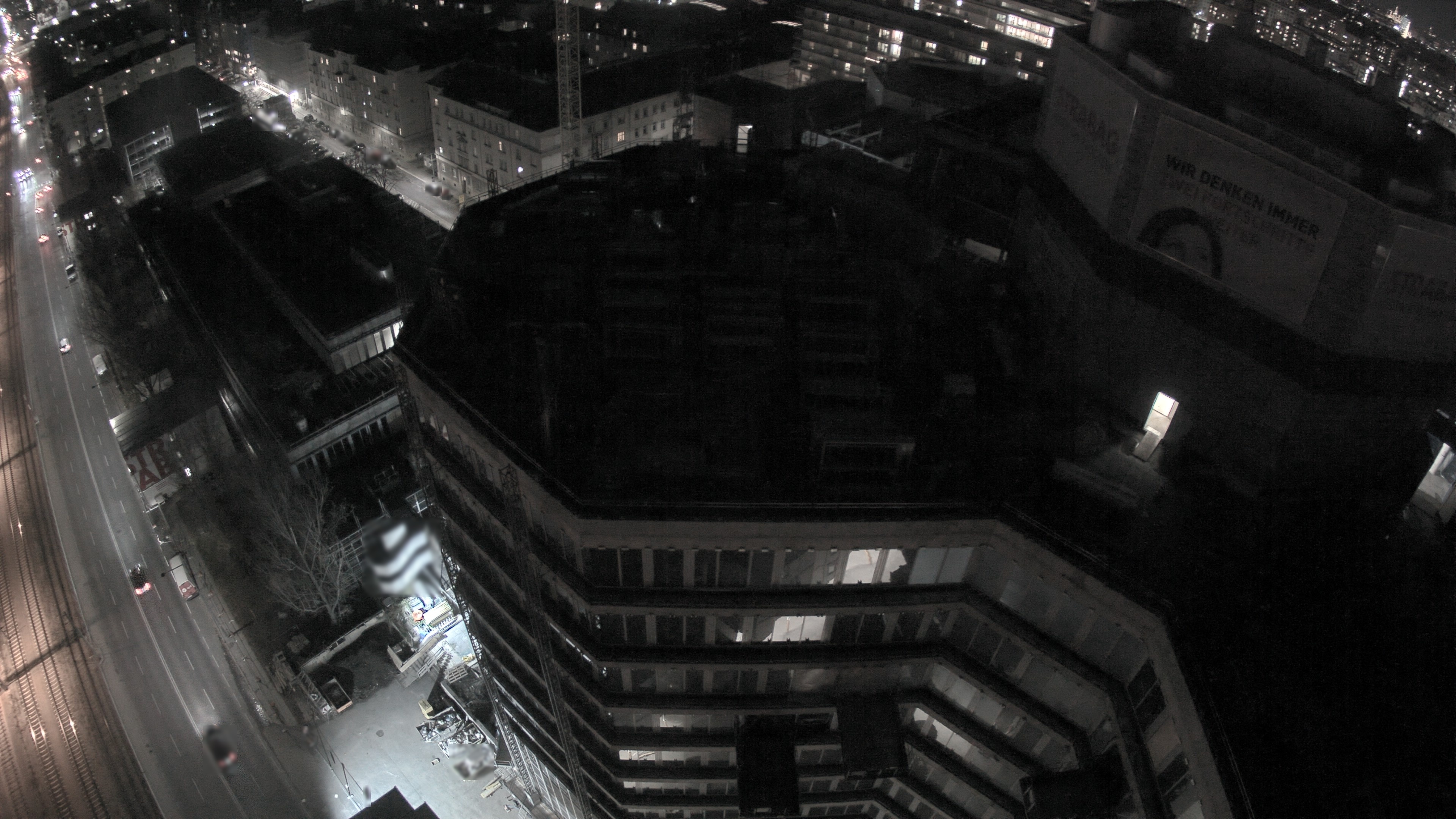 19.11.2025 18:30