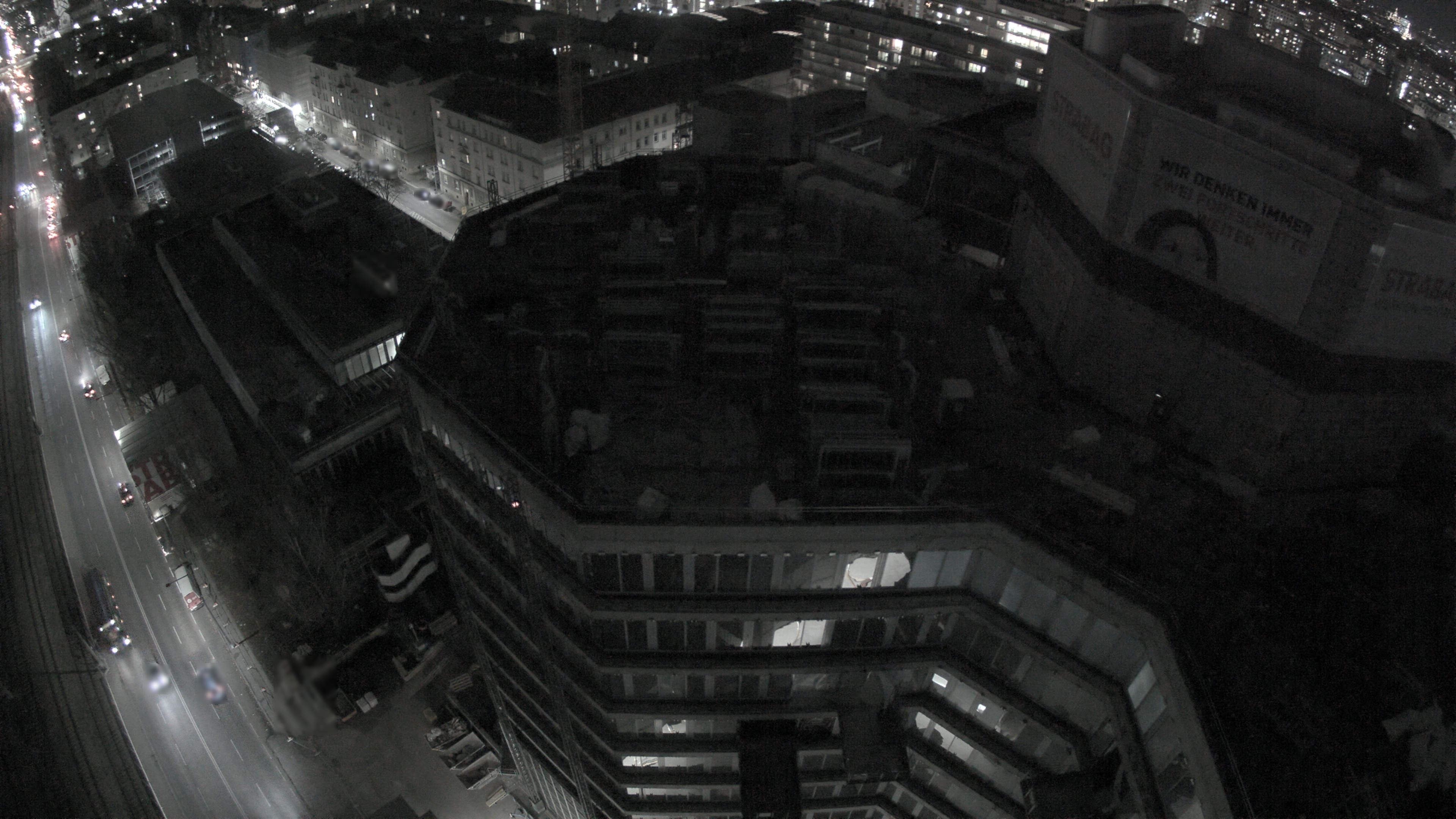 21.11.2025 18:15