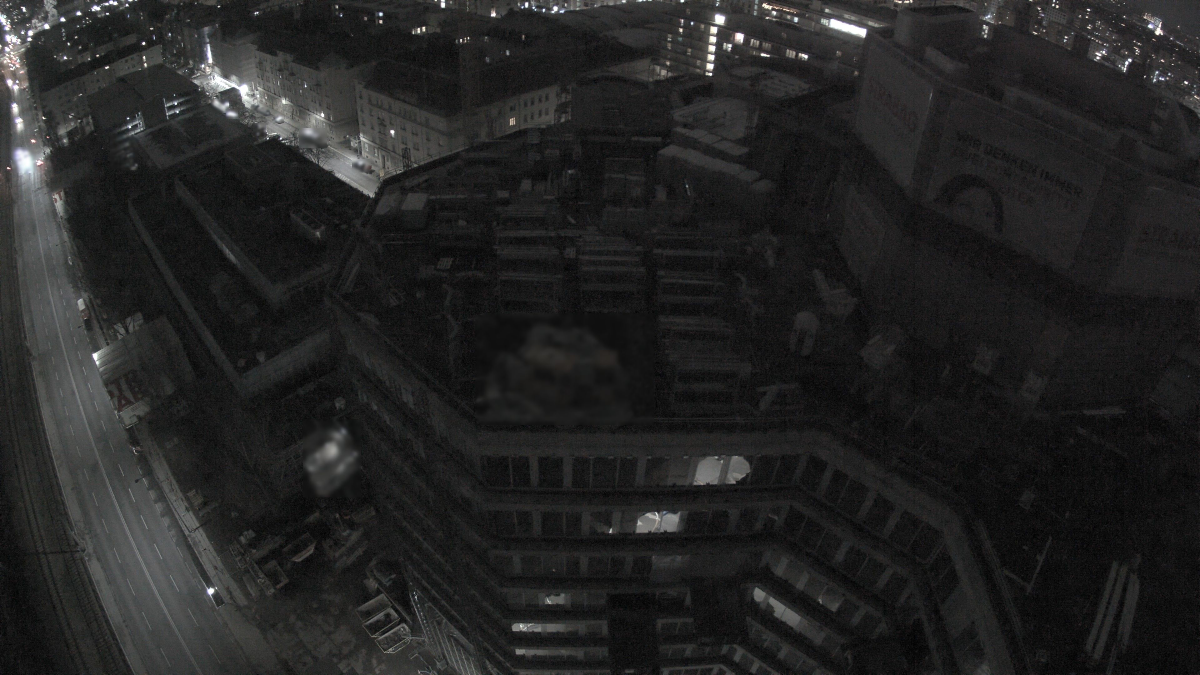 24.12.2025 21:15