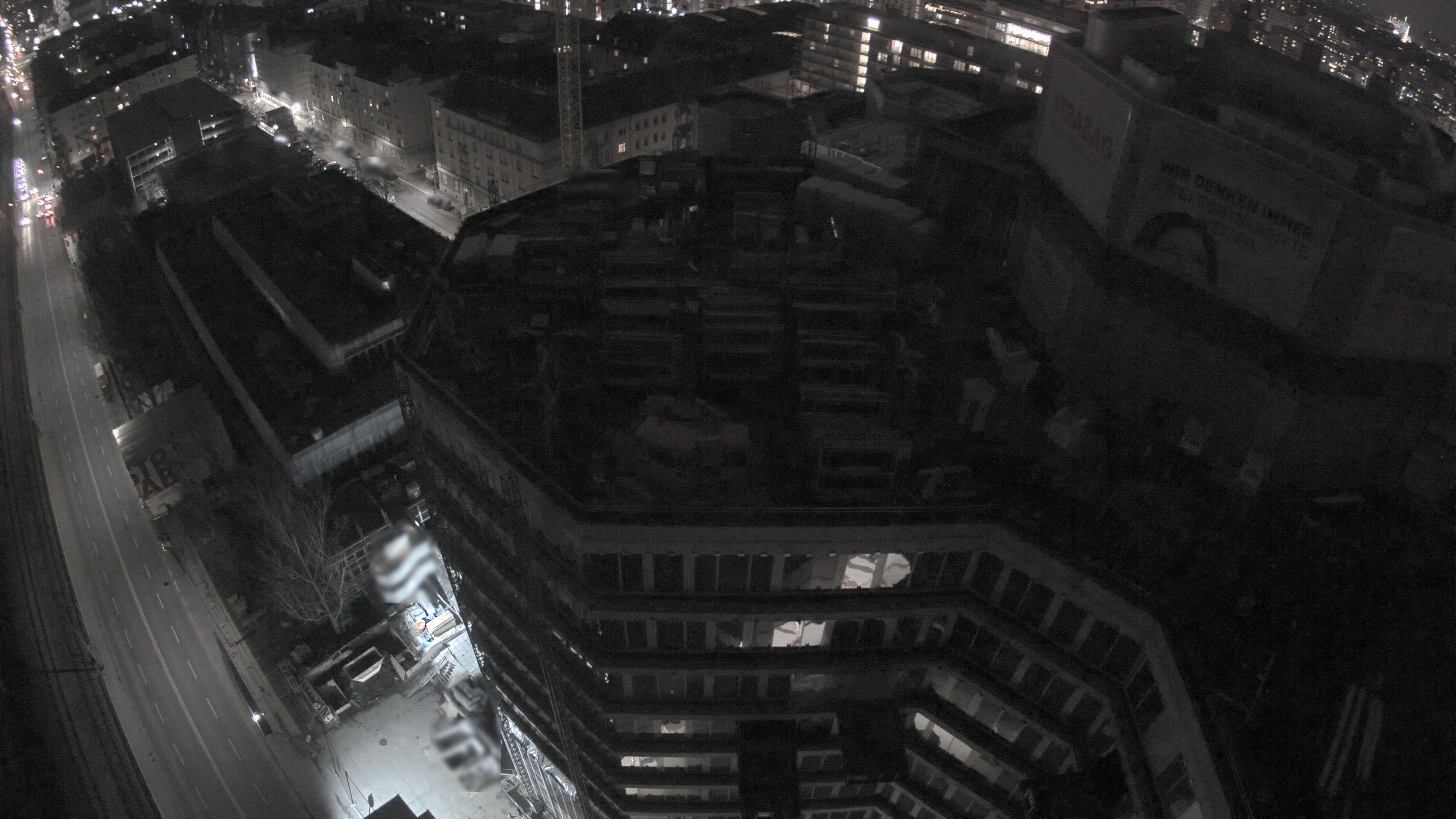 25.12.2025 18:30