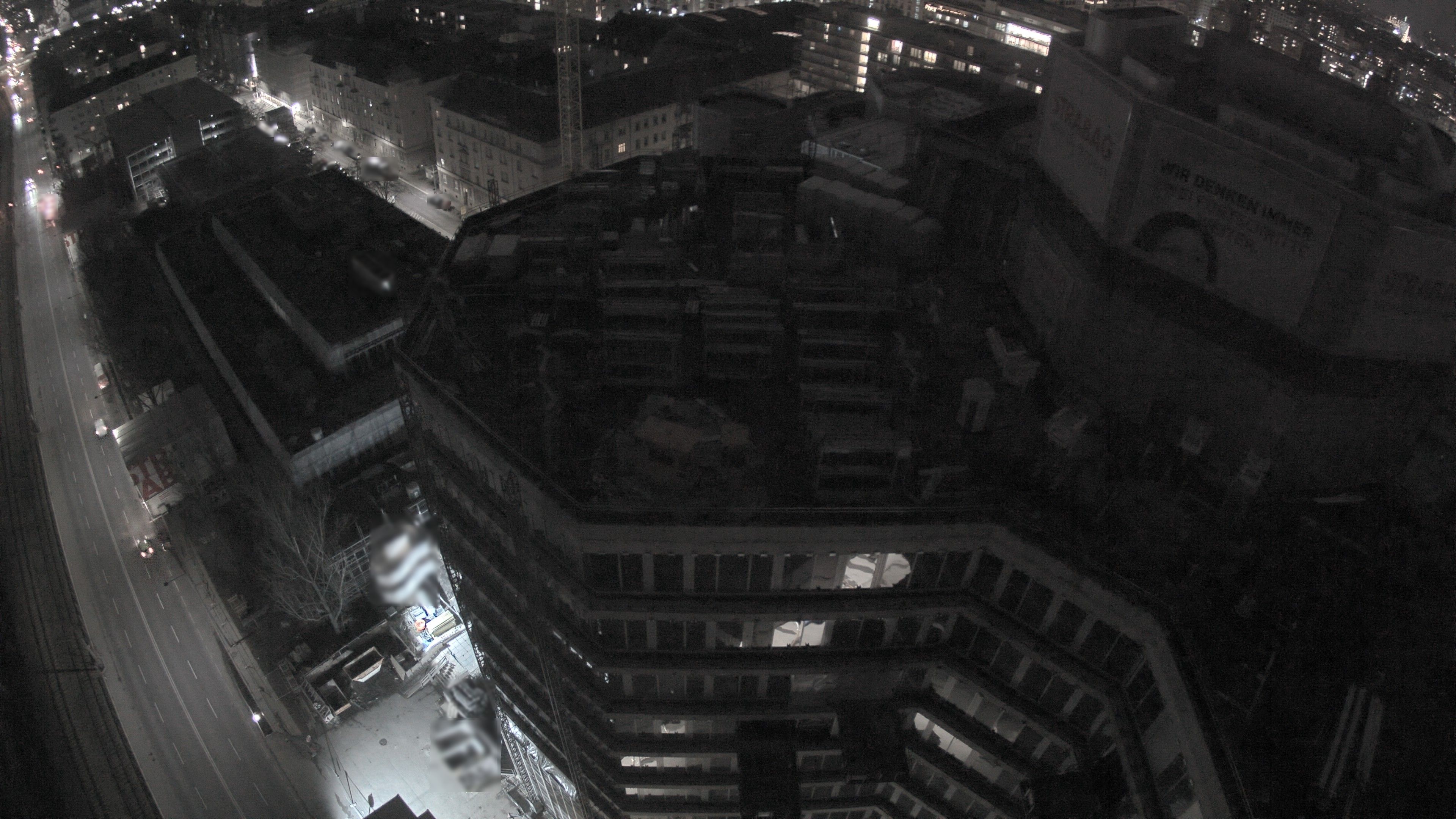 25.12.2025 18:45