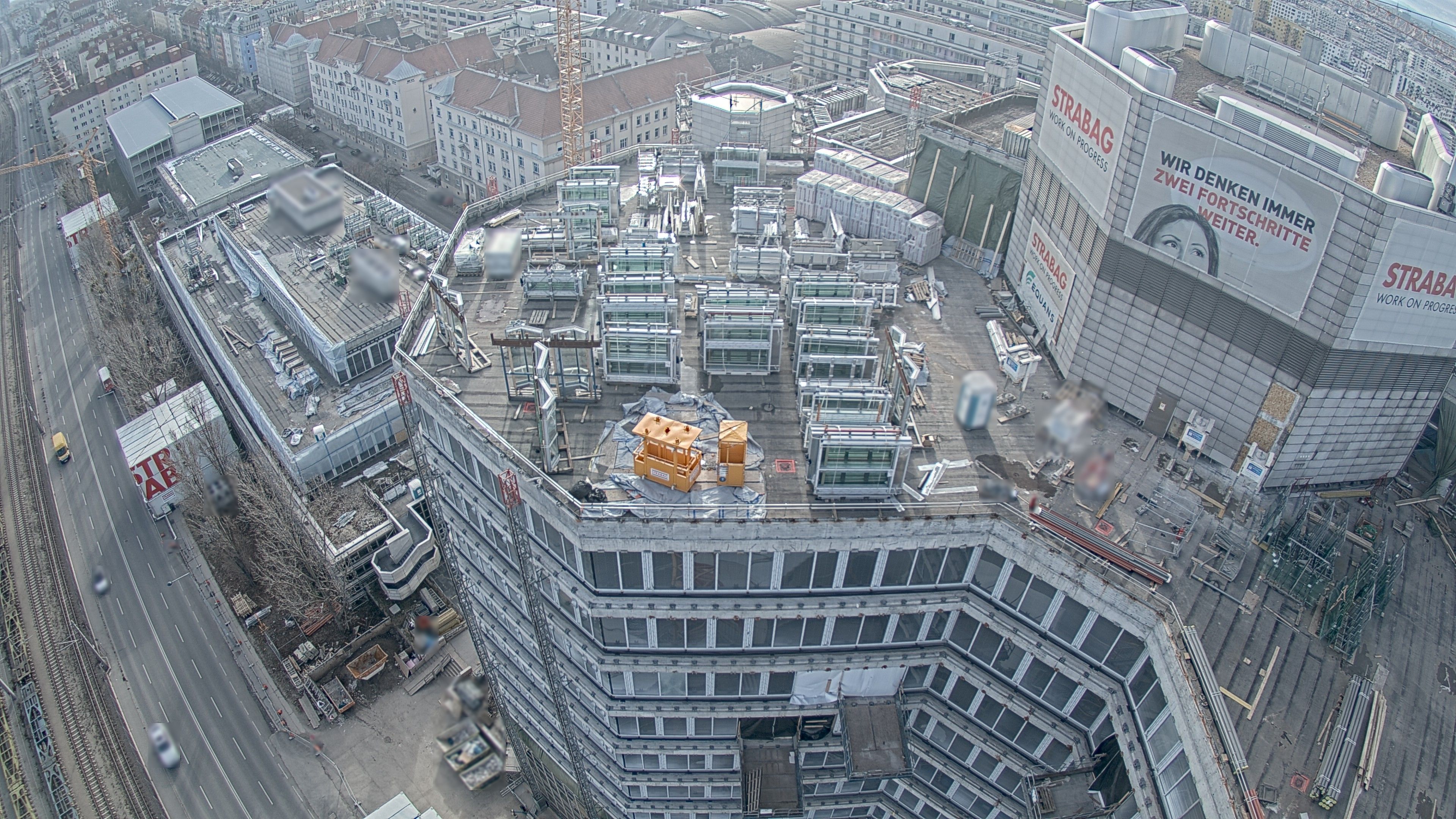 31.12.2025 12:15