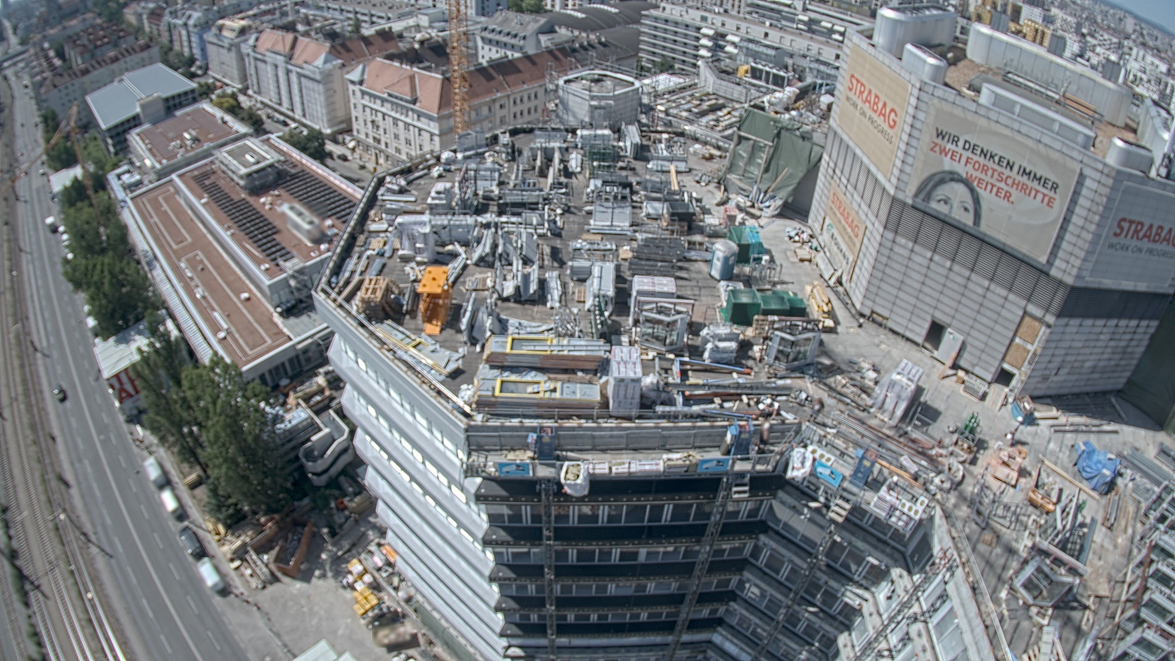 25.06.2026 10:15