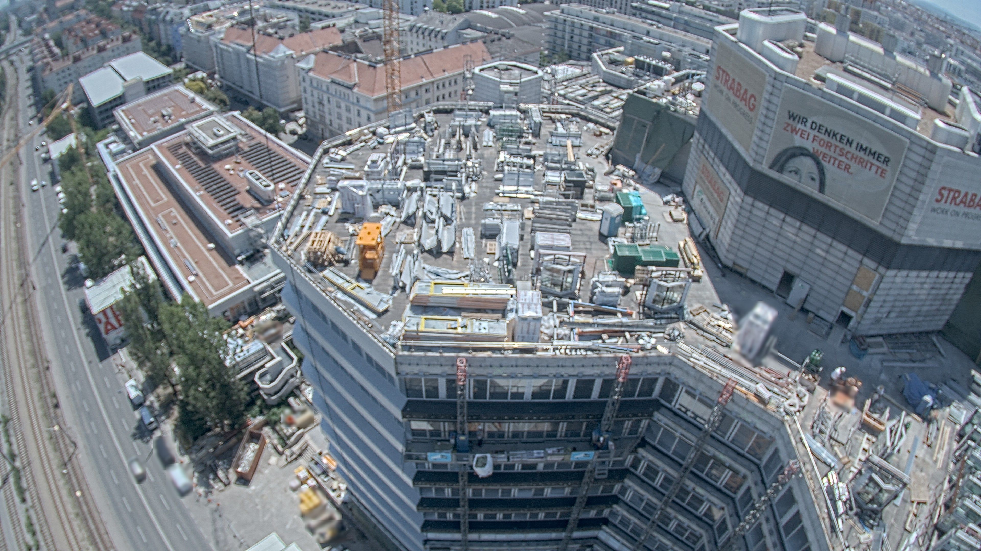25.06.2026 13:30