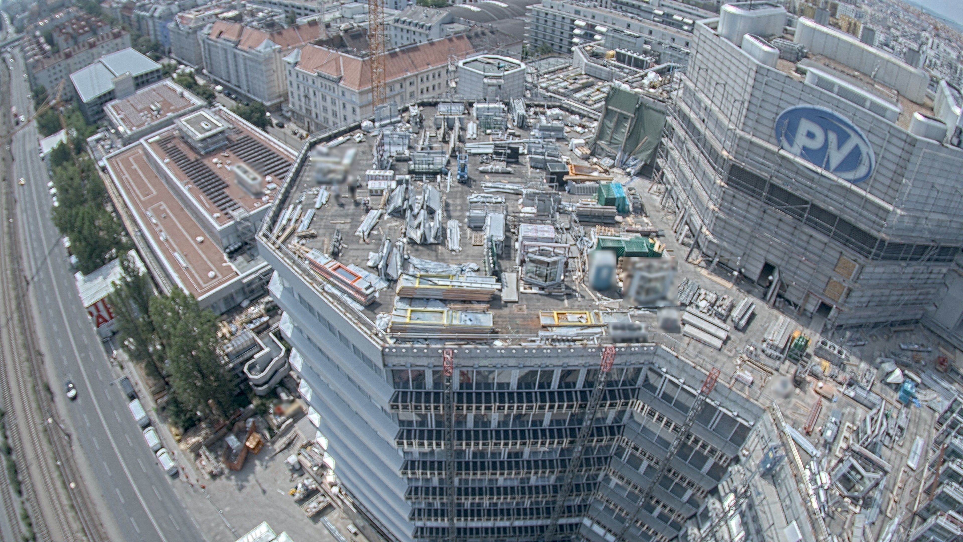 15.07.2026 11:45