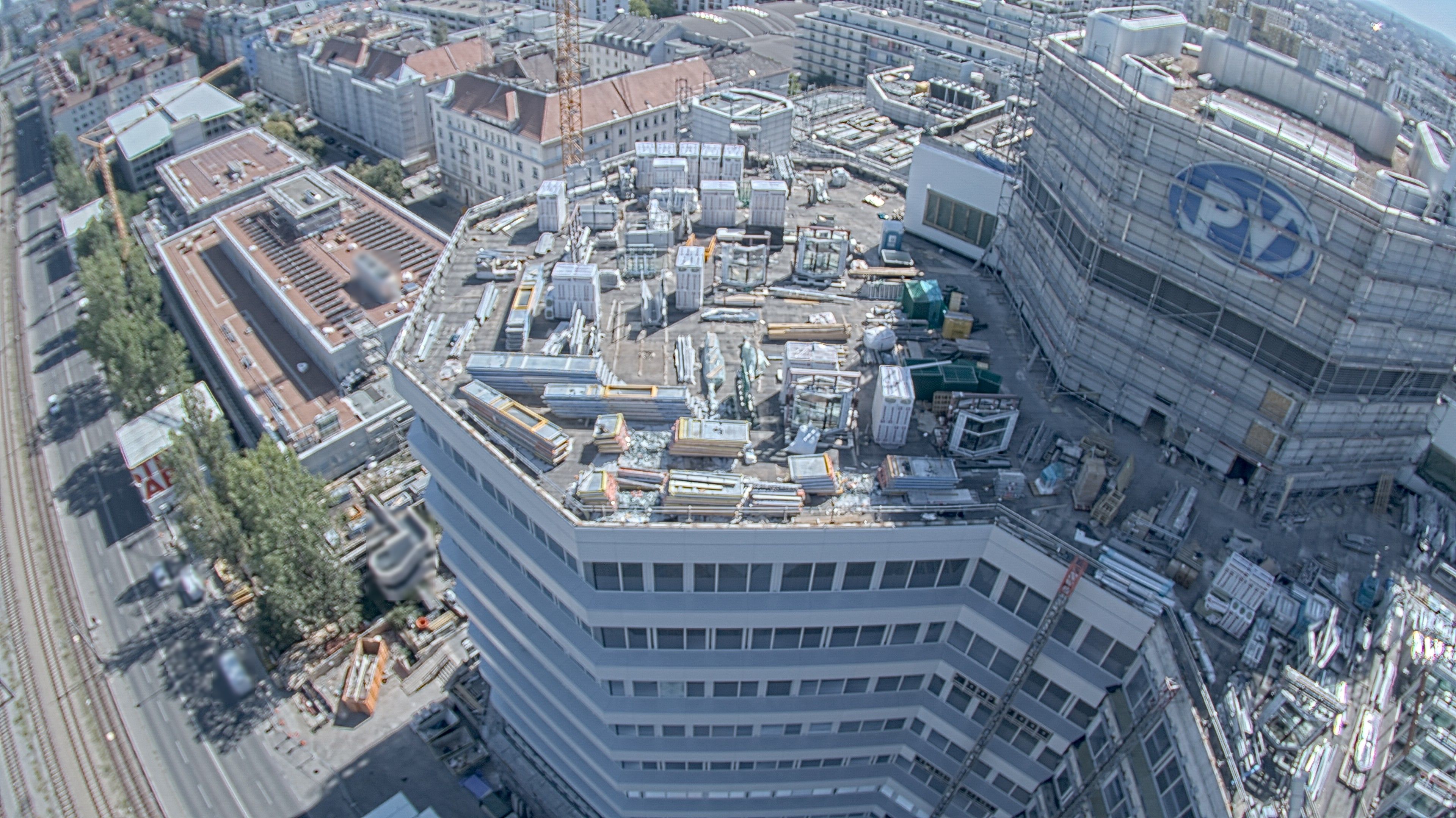 14.08.2026 15:15