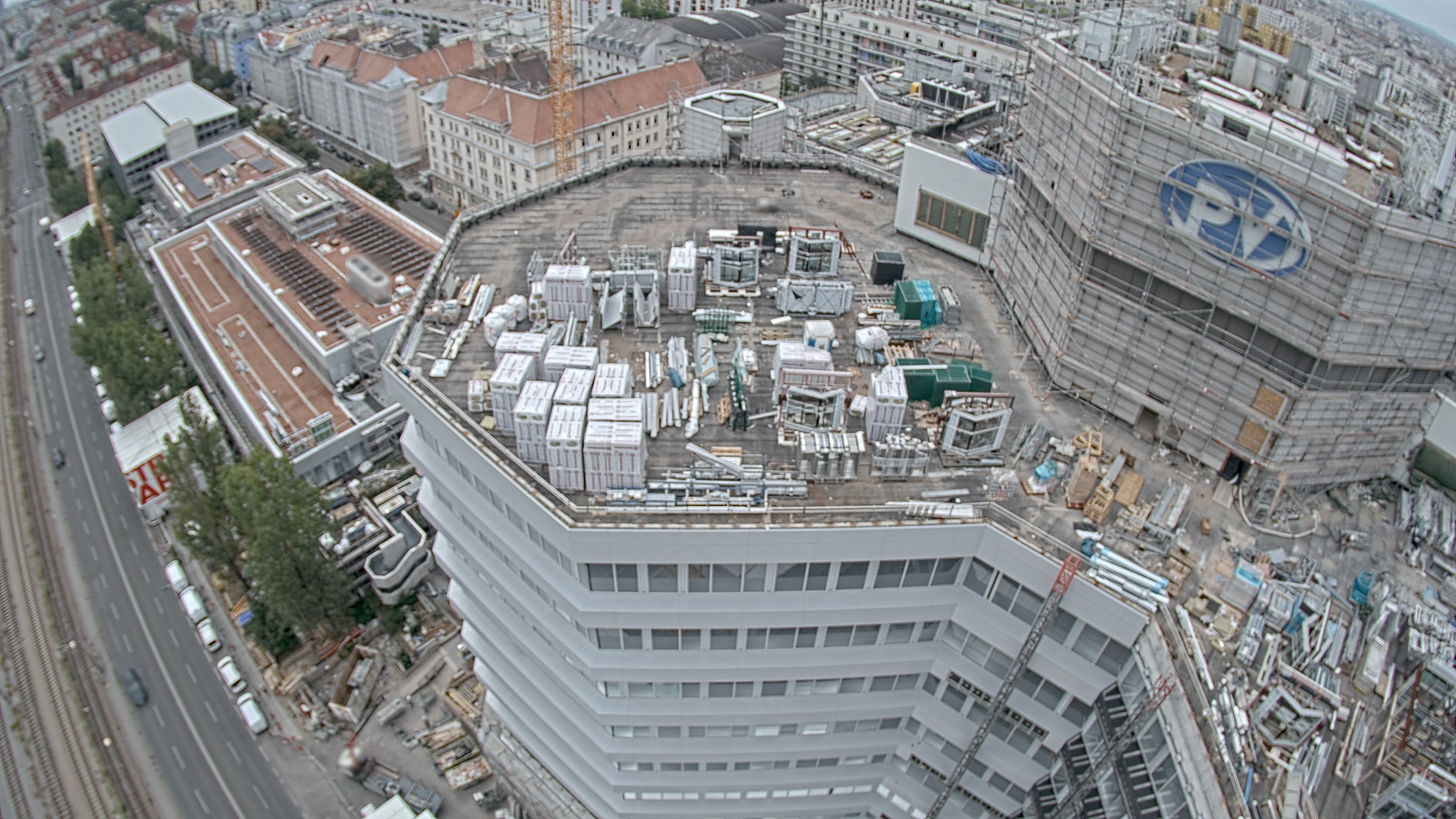 25.08.2026 12:15