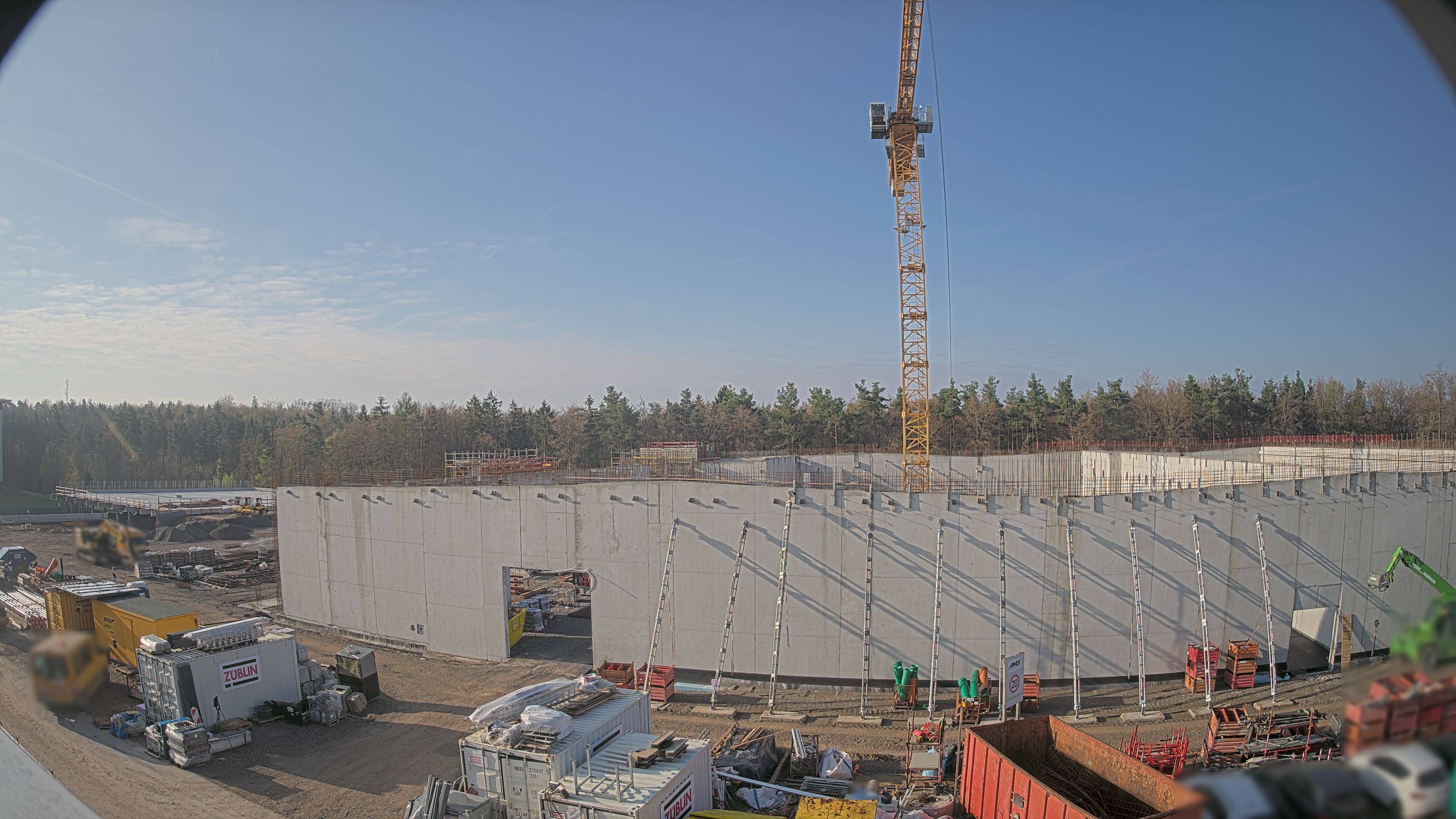 15.04.2026 08:30