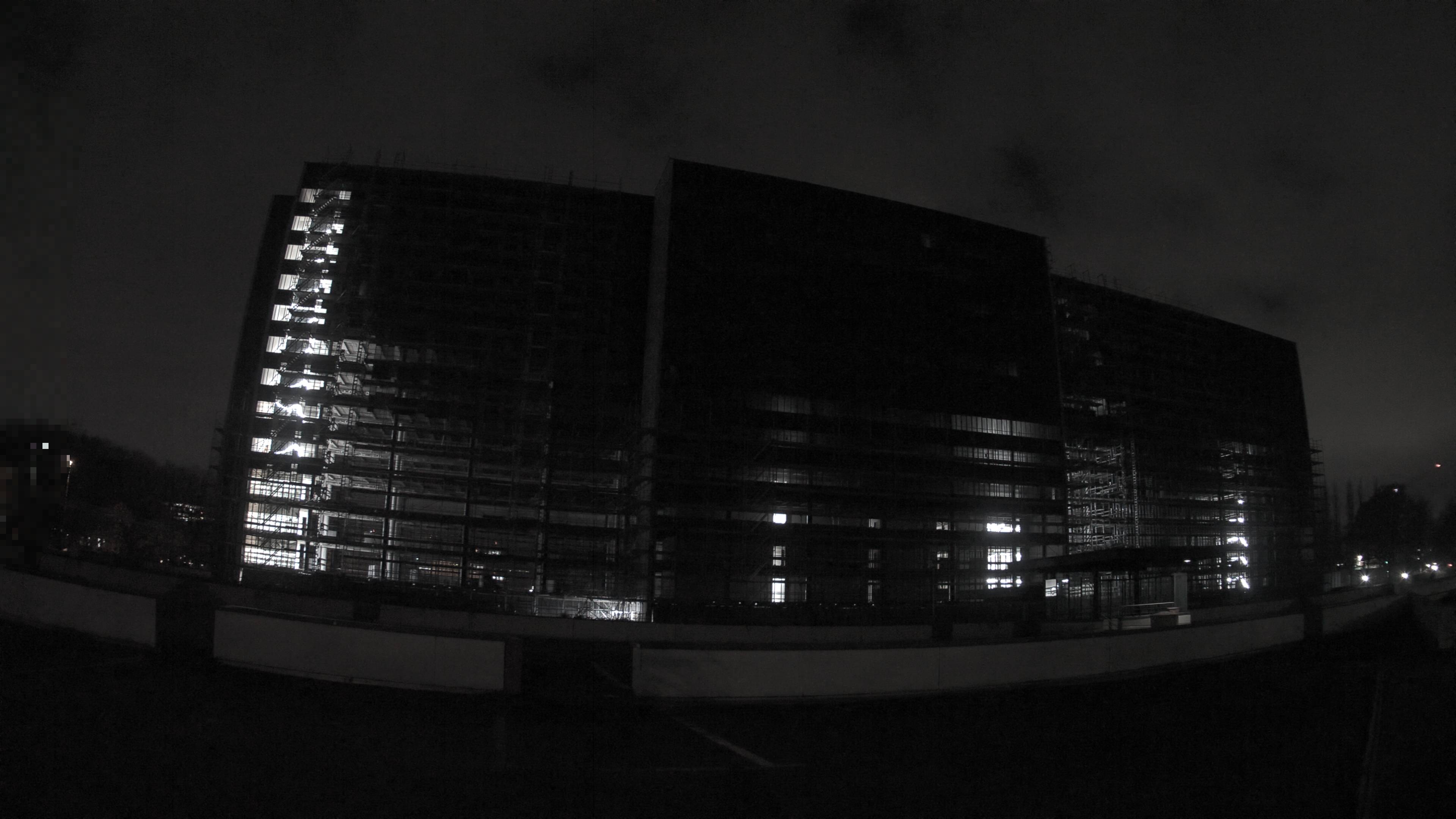 21.11.2025 18:00