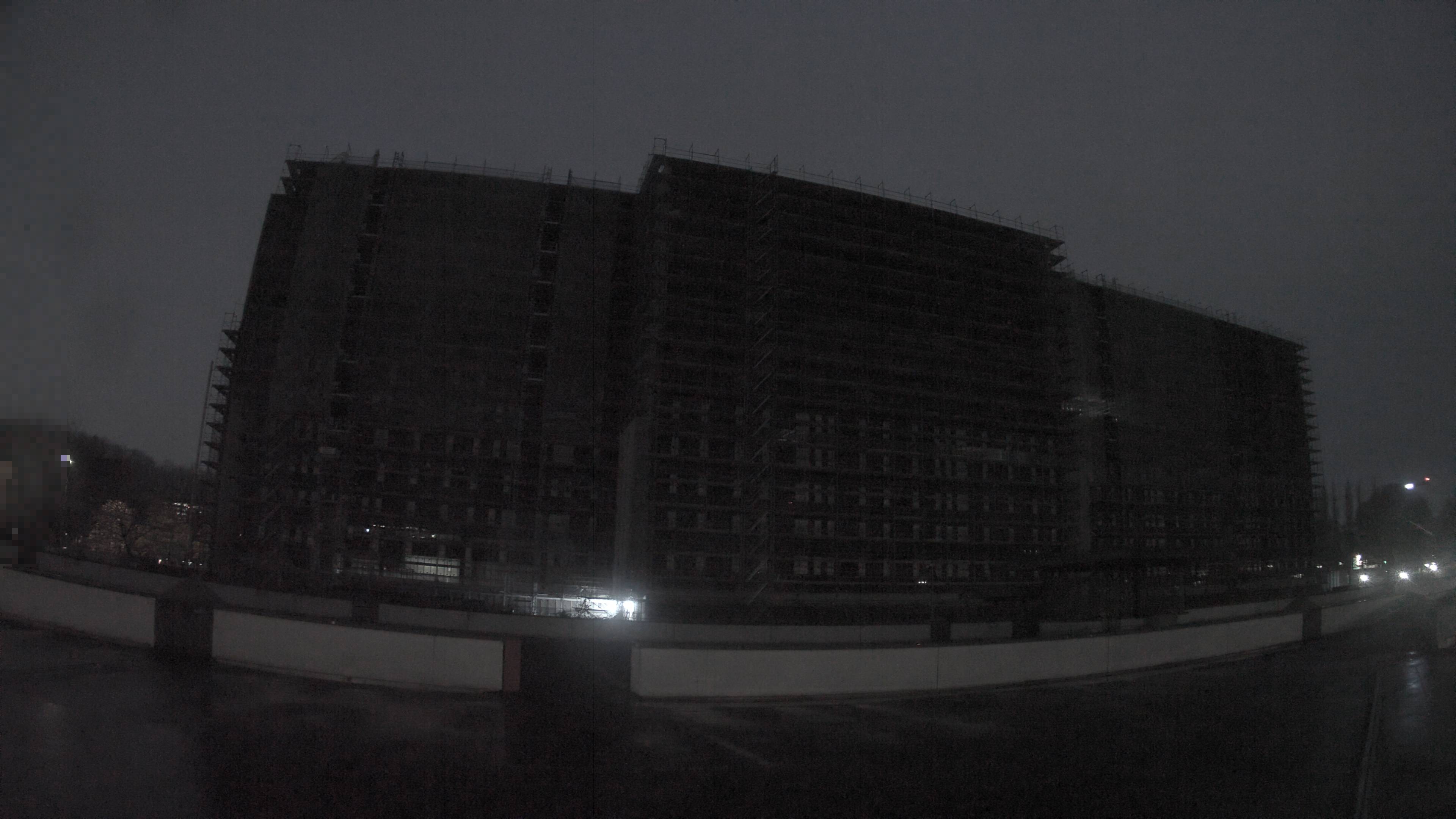 13.04.2026 21:00